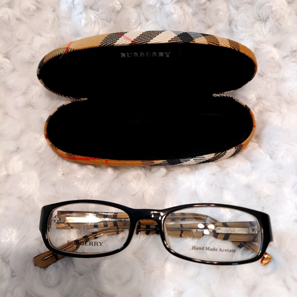 Women's Burberry frames plus case